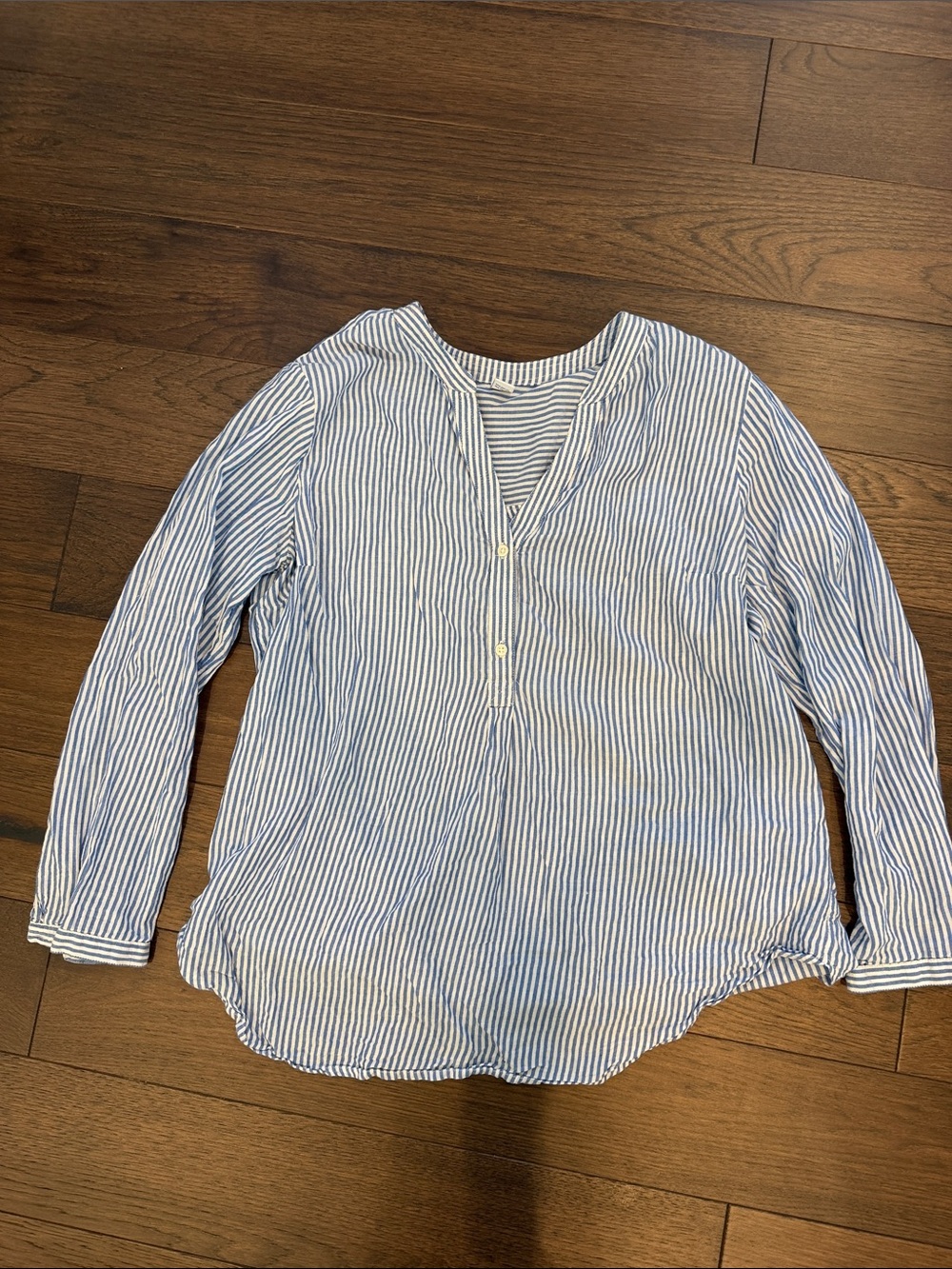 Old Navy Blue and White Striped Popover Blouse Size Large - C45-040